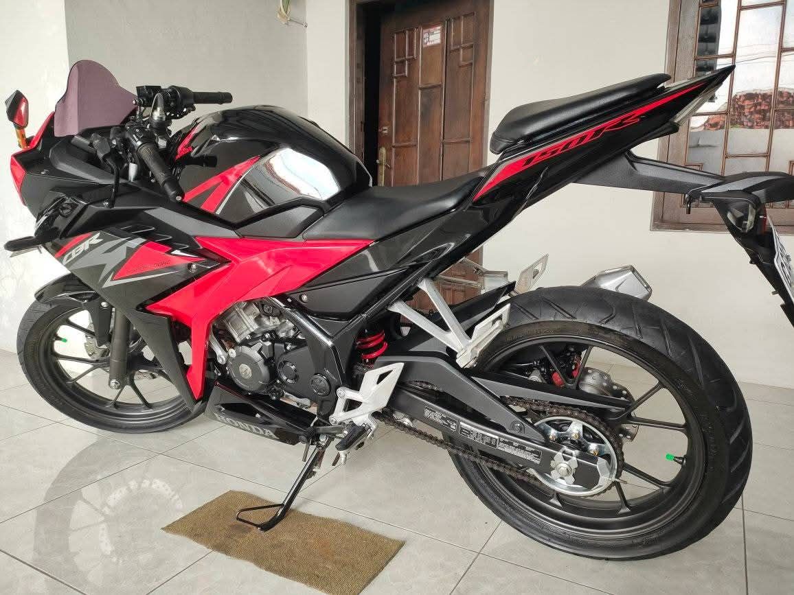 CBR 150 ISTIMEWA th 2018