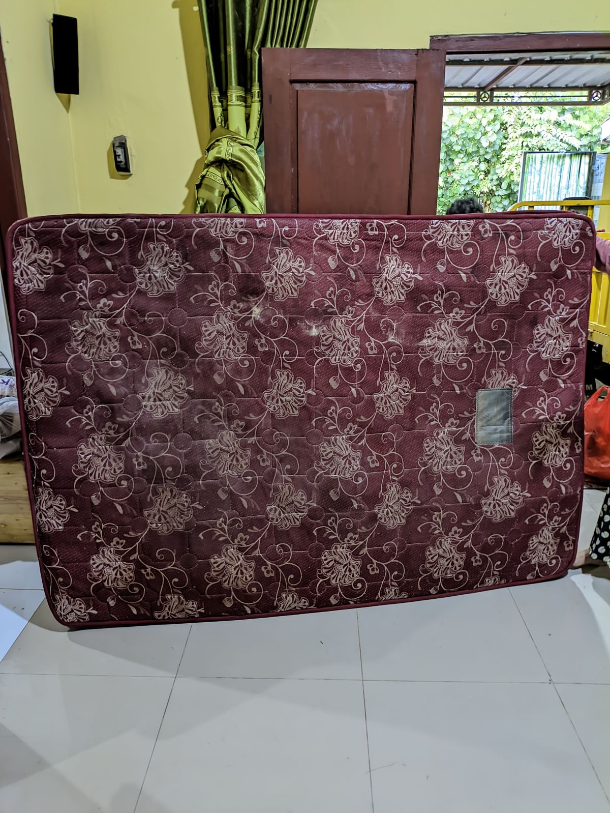 Kasur Springbed atasnya Busa
