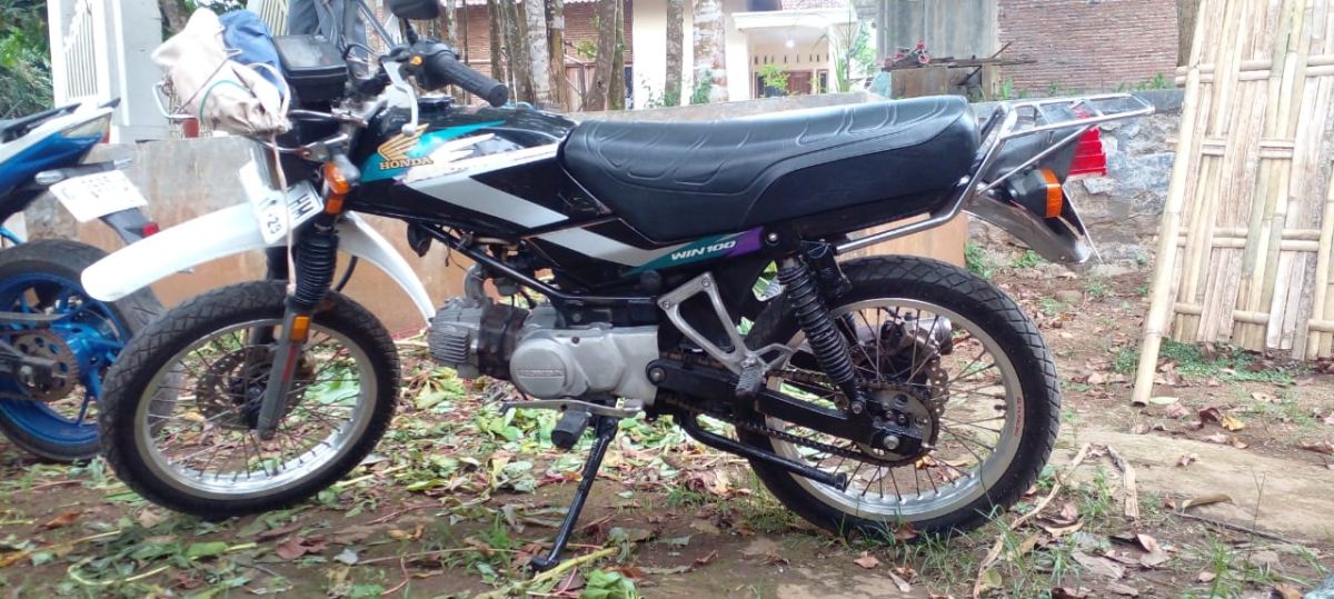 Honda win