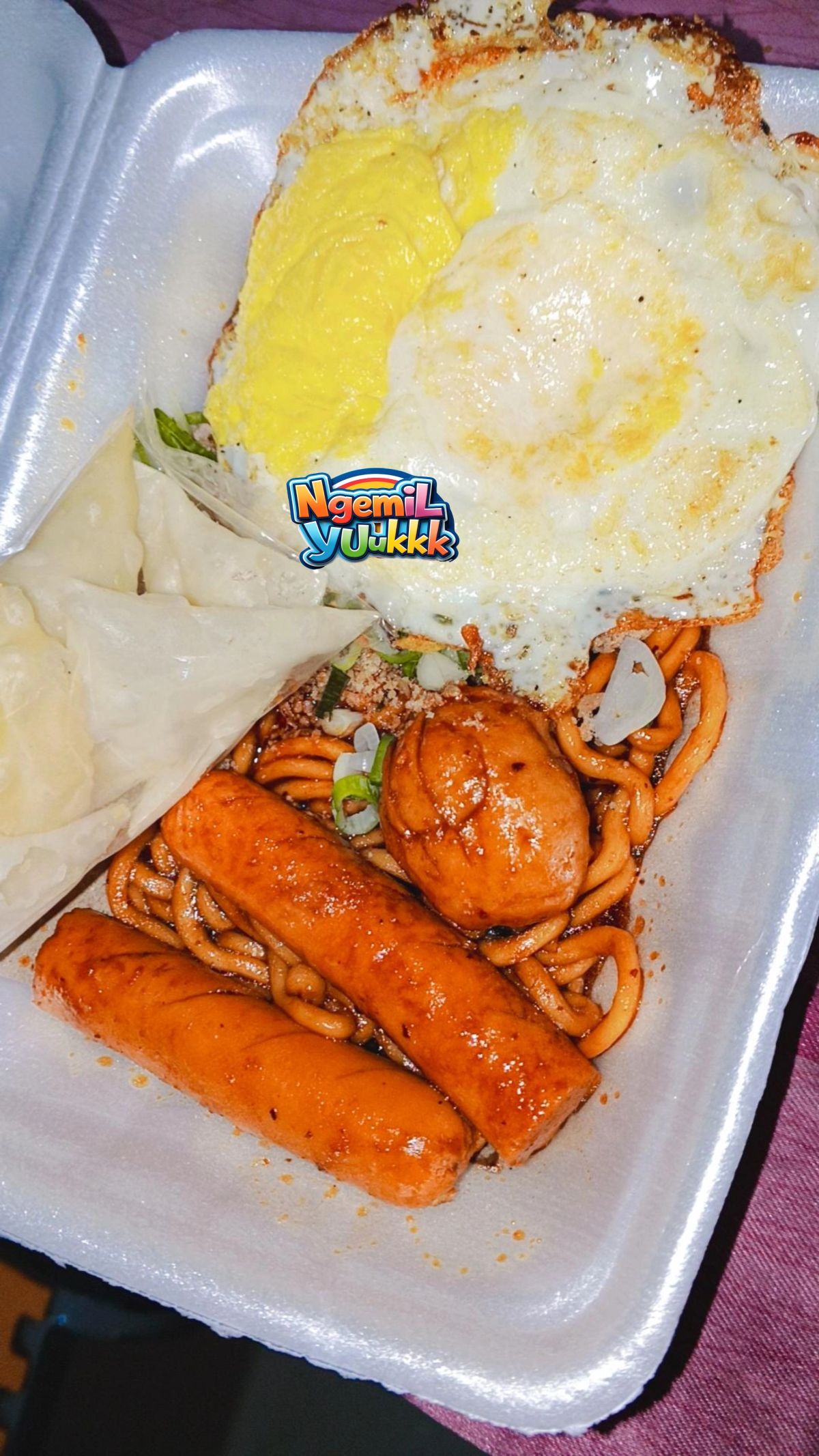 Kedai NGEMIL YUK -MieGaco'An , Seblak , ceker settan , dll.