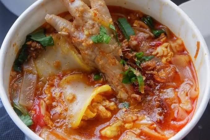 Kedai NGEMIL YUK -MieGaco'An , Seblak , ceker settan , dll.